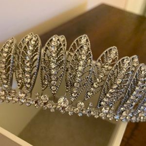 Wedding Bridal Exquisite Beautiful Bridal Crown!!!!